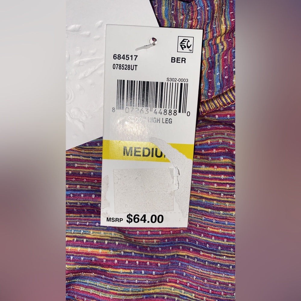 BECCA
Mosaic High-Leg Hipster Briefs - Picture 8 of 10